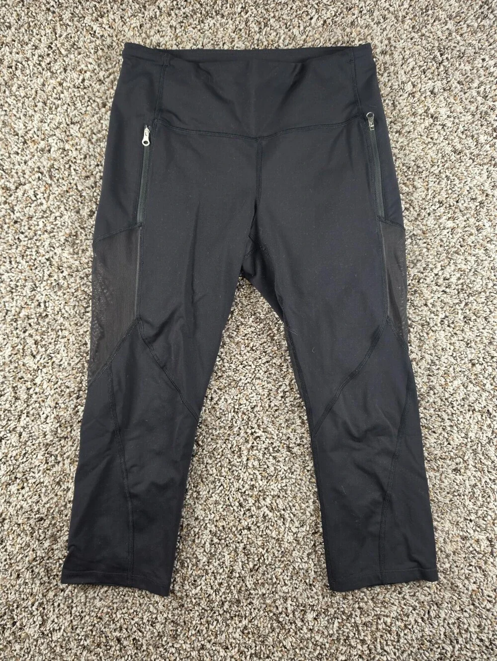 Lululemon Run Inspire crop leggings Womens Sz 10 Black Zipper Pockets